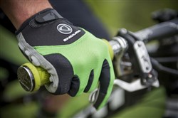 Endura SingleTrack Plus Long Finger Cycling Glove AW17