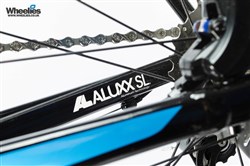 Giant Contend SL 2 Disc 2017 Road Bike