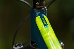 Saracen Mantra 2.4 24w 2017 Junior Bike