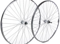 Tru-Build Rear 26 inch Alloy Wheel Screw-On Alloy Nutted Hub